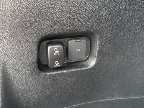 Used 2021 Ford Edge SEL w/ Convenience Package image 6