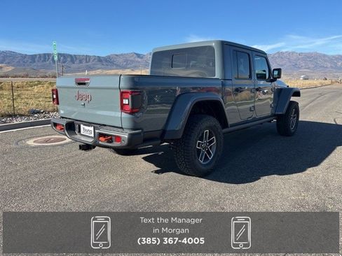 New 2026 Jeep Gladiator Mojave image 3