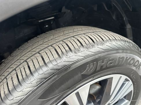 Used 2023 Nissan Rogue SV w/ SV Premium B Package image 13