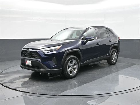 Certified 2025 Toyota RAV4 XLE image 1