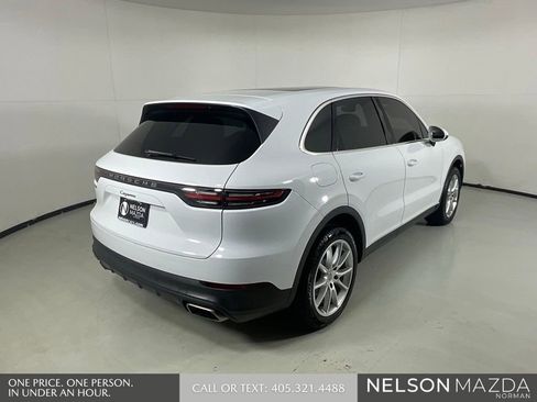 Used 2019 Porsche Cayenne AWD/4WD image 6