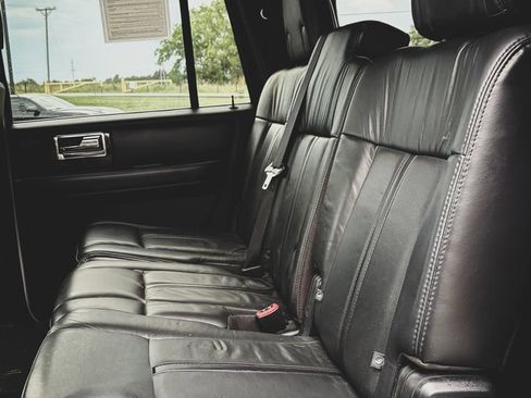 Used 2016 Lincoln Navigator L Select AWD/4WD image 23