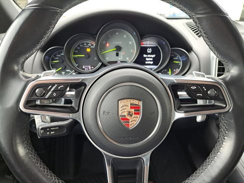 Used 2015 Porsche Cayenne S w/ Premium Package AWD/4WD image 26