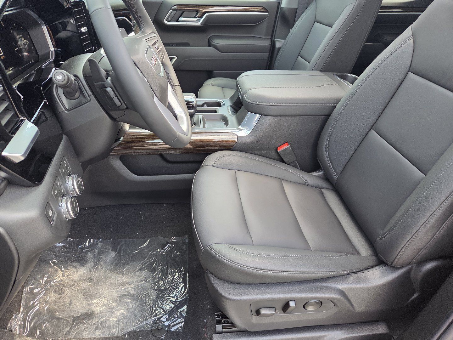 New 2026 GMC Sierra 1500 Elevation w/ Elevation Premium Package AWD/4WD image 30