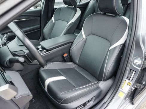 Used 2025 Toyota Camry SE FWD image 14