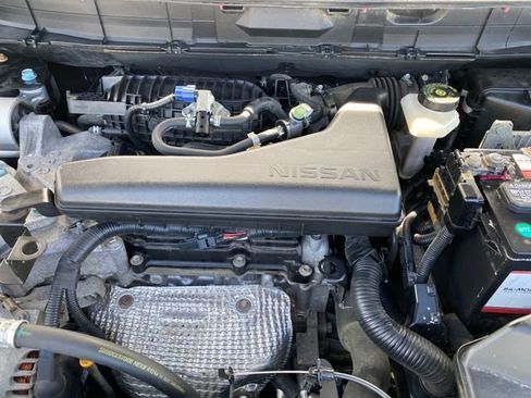 Used 2015 Nissan Rogue SV w/ SV Premium Package image 27