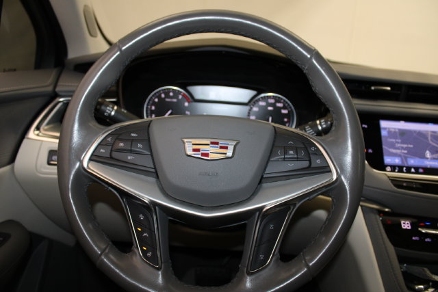 Used 2021 Cadillac XT5 Premium Luxury AWD/4WD image 23
