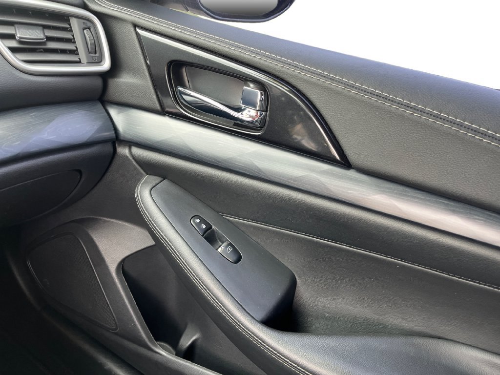 Used 2019 Nissan Maxima Platinum w/ Sport Mat Group FWD image 26