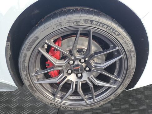Used 2023 Chevrolet Corvette Z06 image 17