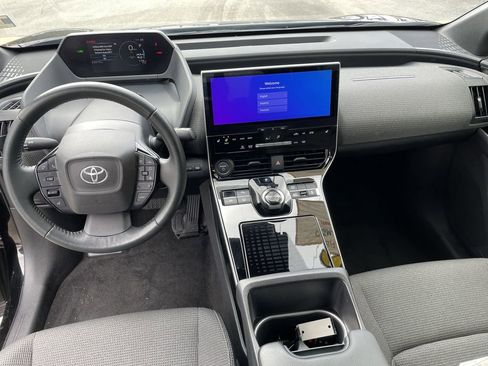 Used 2023 Toyota bZ4X XLE w/ Weather Package image 15