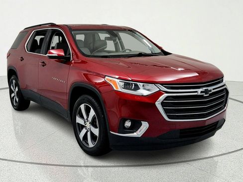 Used 2019 Chevrolet Traverse LT w/ LT Premium Package FWD image 7