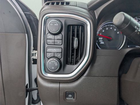 Used 2020 Chevrolet Silverado 1500 LT w/ All-Star Edition image 28