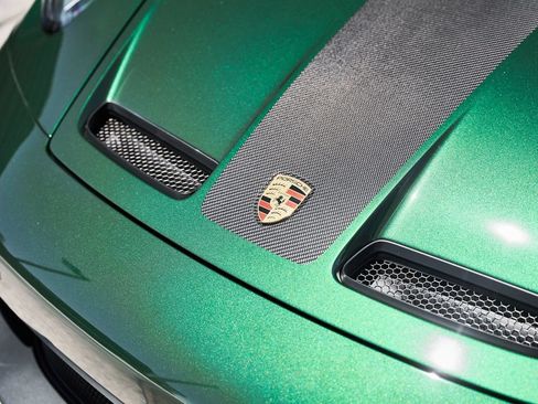 Used 2025 Porsche 911 GT3 w/ Weissach Package RWD image 7