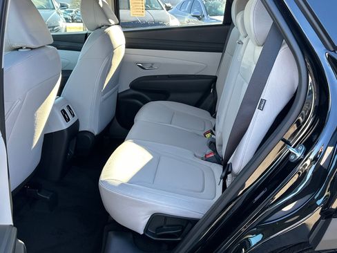 New 2025 Hyundai Tucson SEL image 16