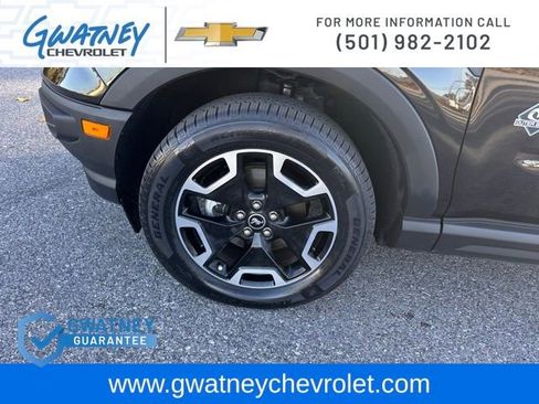 Used 2024 Ford Bronco Sport Outer Banks image 9