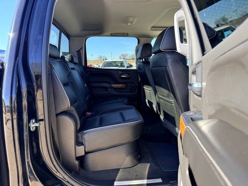 Used 2018 Chevrolet Silverado 1500 High Country image 13