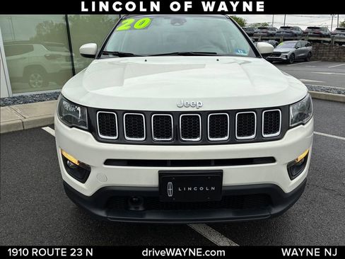 Used 2020 Jeep Compass Latitude w/ Popular Equipment Group AWD/4WD image 10