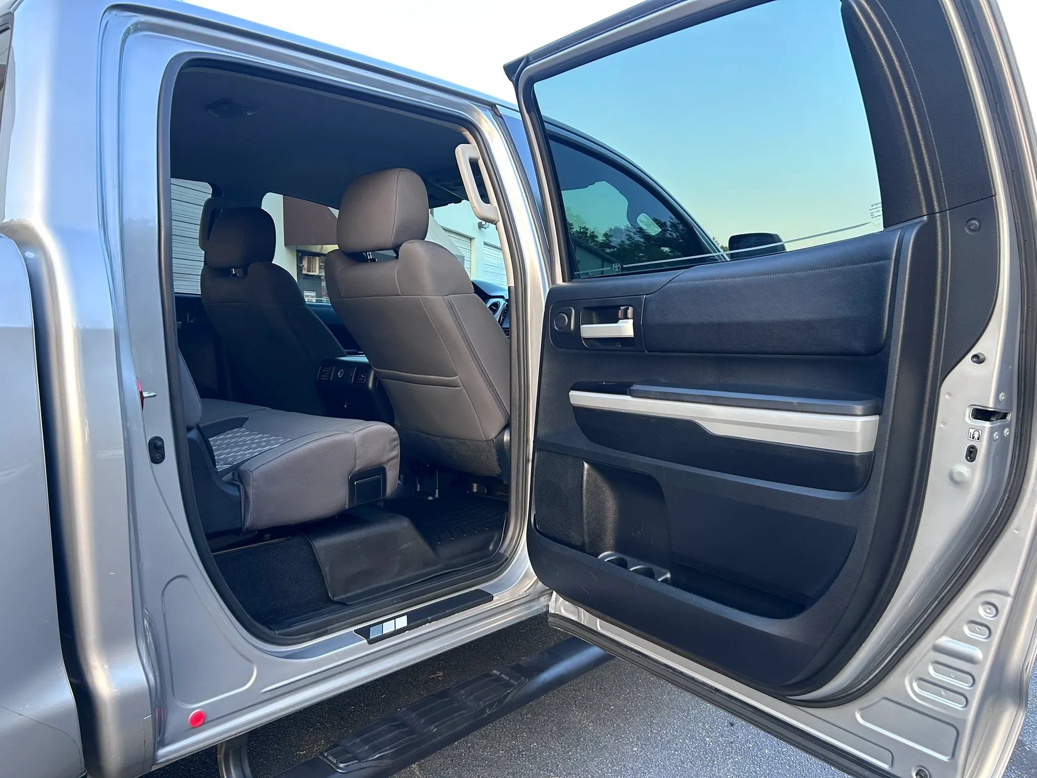 Used 2018 Toyota Tundra SR5 w/ SR5 Upgrade Package RWD image 56
