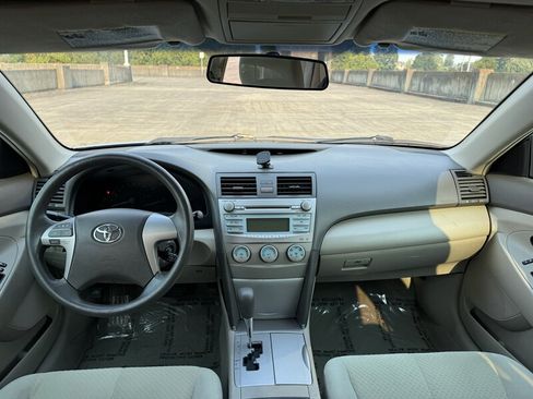 Used 2008 Toyota Camry LE FWD image 17