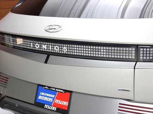 Used 2024 Hyundai Ioniq 5 Limited image 4