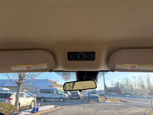 Used 2021 Chevrolet Express 3500 LT w/ LT Preferred Equipment Group image 27