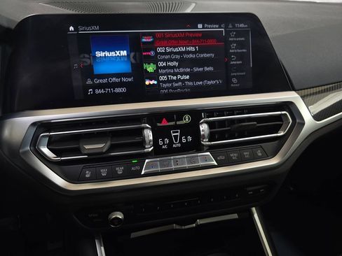 Used 2021 BMW M4 Coupe w/ Executive Package image 20