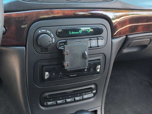 Used 2001 Chrysler 300M FWD image 27