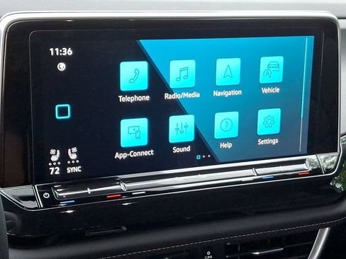 Certified 2025 Volkswagen Atlas Cross Sport SE AWD/4WD image 16