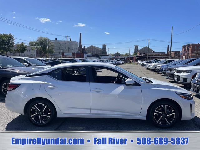 Used 2024 Nissan Sentra SV FWD image 3