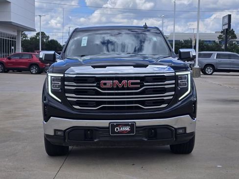 Used 2025 GMC Sierra 1500 SLT AWD/4WD image 2