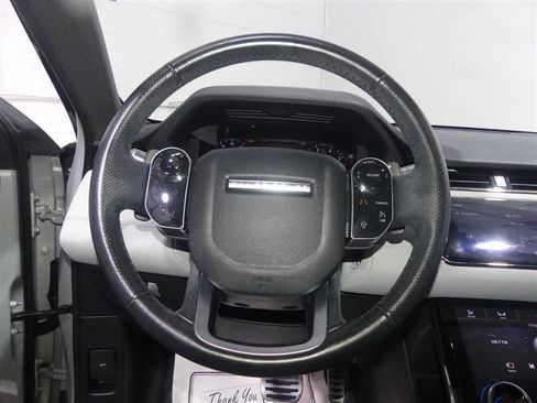 Used 2020 Land Rover Range Rover Evoque R-Dynamic SE AWD/4WD image 28