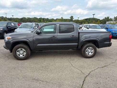 Used 2020 Toyota Tacoma SR AWD/4WD image 8