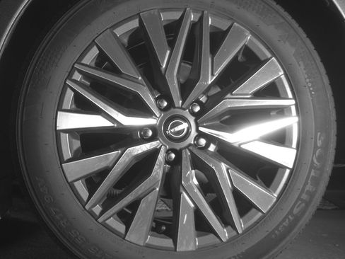 Used 2025 Nissan Altima 2.5 SV image 14