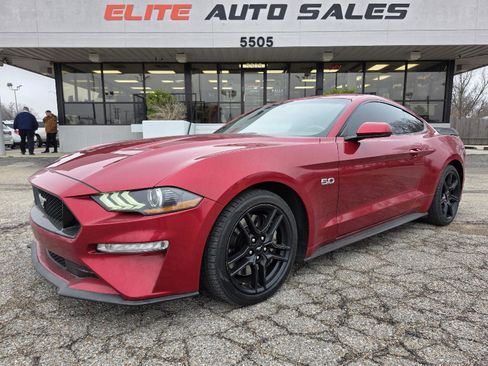 Used 2020 Ford Mustang GT image 1