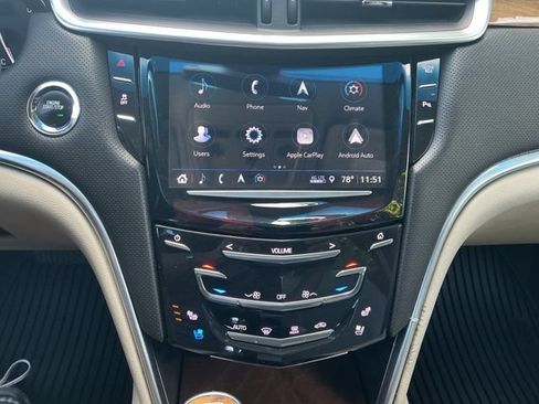 Used 2018 Cadillac XTS Luxury AWD/4WD image 11