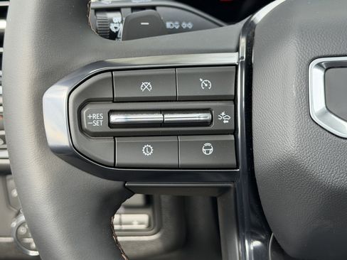 New 2026 GMC Yukon XL AT4 w/ AT4 Premium Plus Package image 38