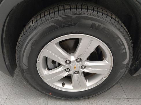 Used 2020 Chevrolet Trax LS w/ Tint and Cruise Package FWD image 31