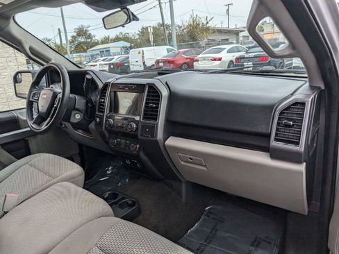 Used 2019 Ford F150 XLT image 13