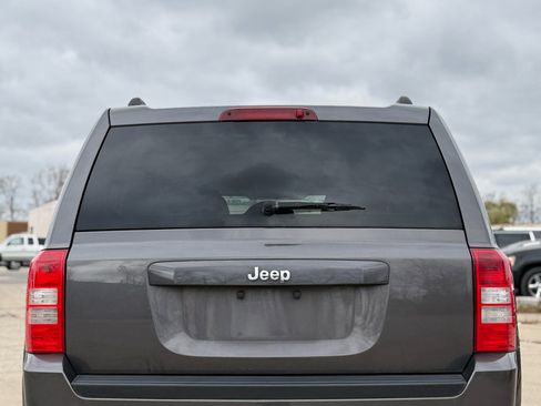 Used 2015 Jeep Patriot Sport w/ Power Value Group image 5