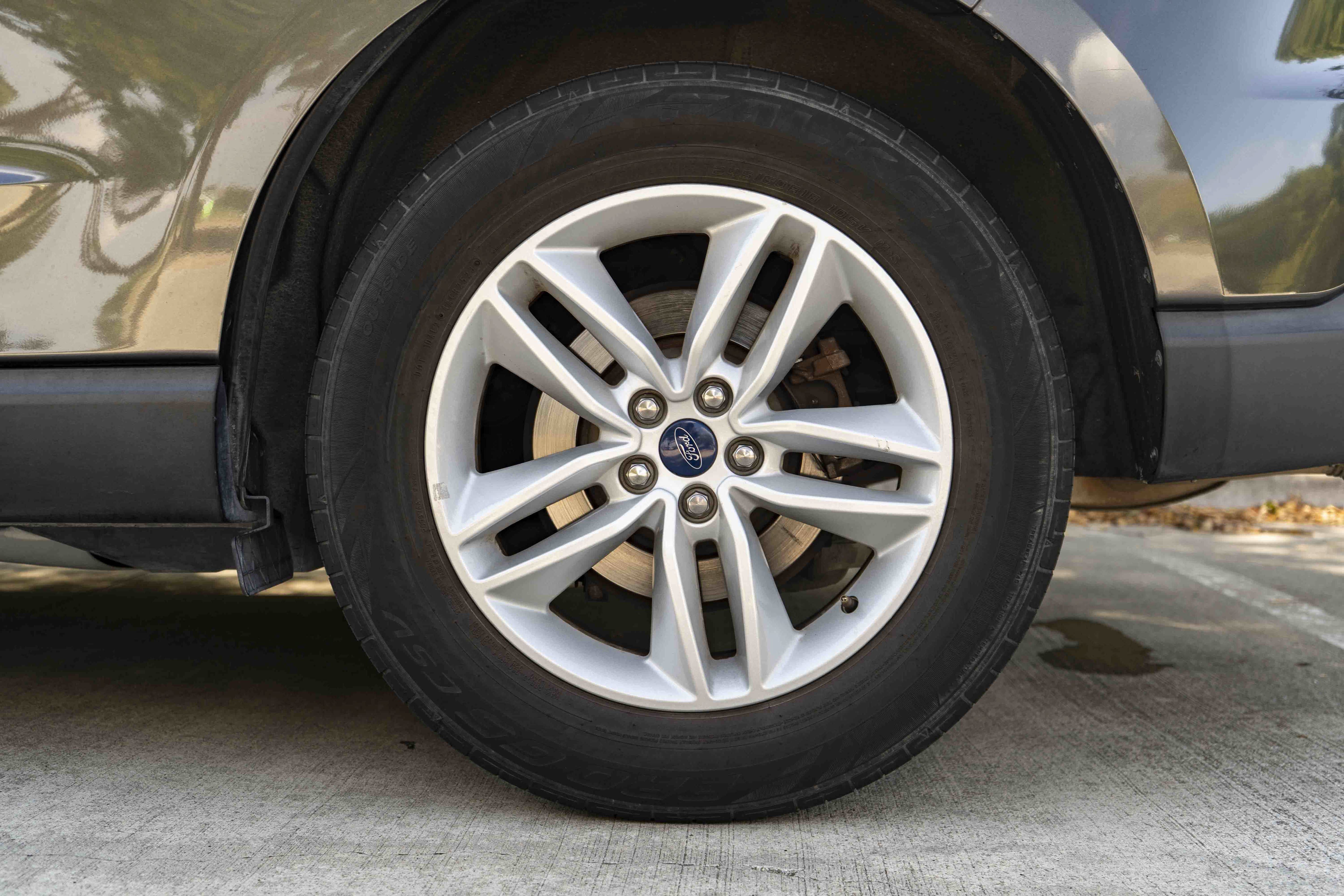Used 2018 Ford Edge SEL FWD image 15