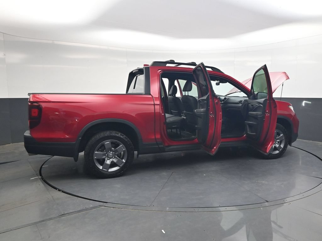 Certified 2024 Honda Ridgeline TrailSport image 35