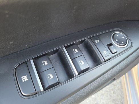 Used 2022 Kia Forte LXS image 24