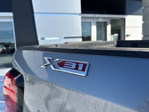 New 2026 GMC Sierra 1500 SLT w/ SLT Premium Plus Package image 12