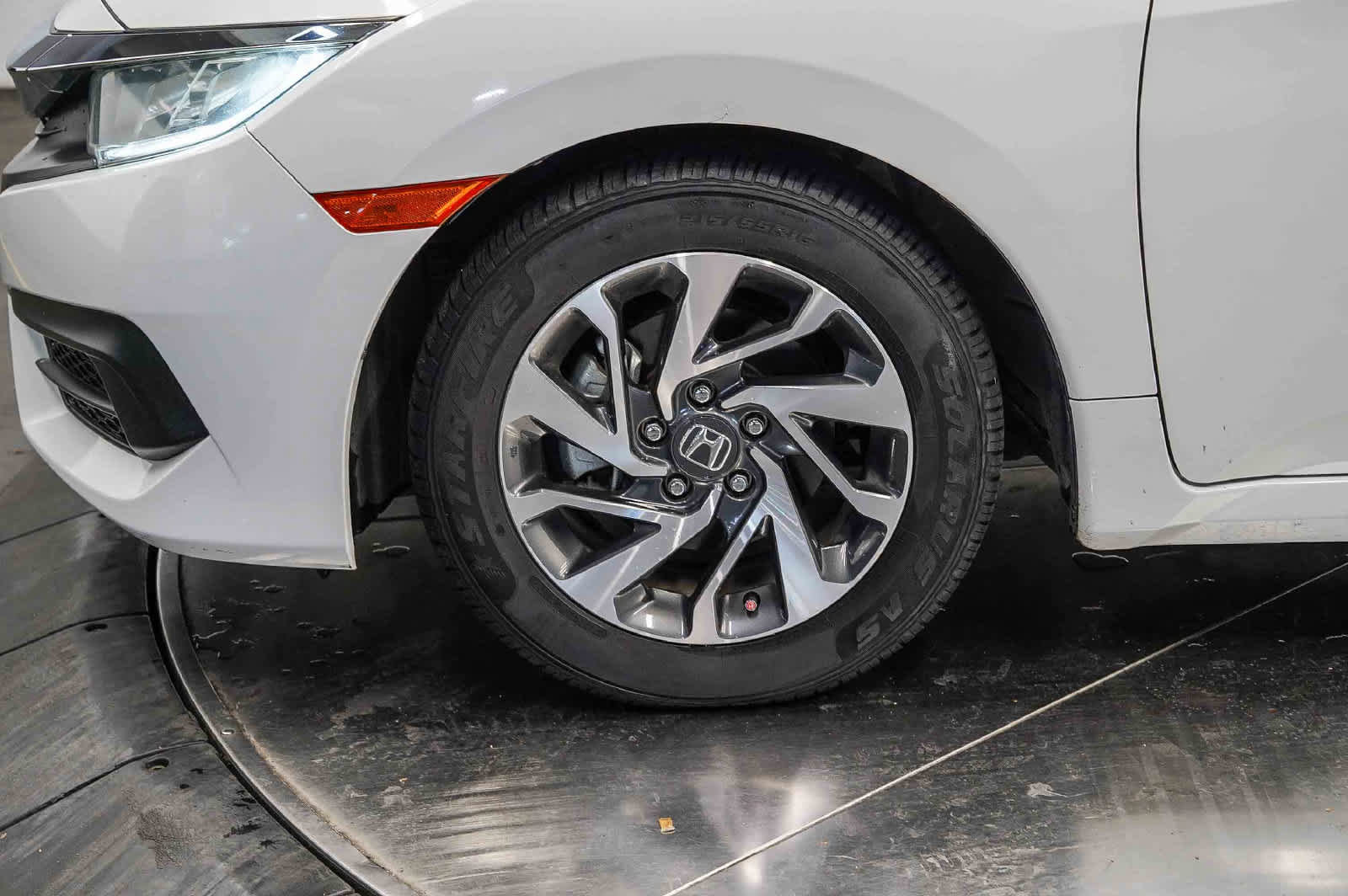 Used 2016 Honda Civic EX image 9