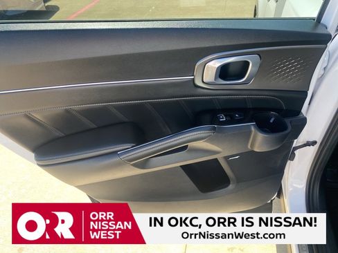 Used 2022 Kia Sorento SX image 14