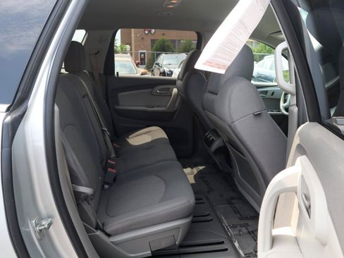 Used 2012 Chevrolet Traverse LT AWD/4WD image 12
