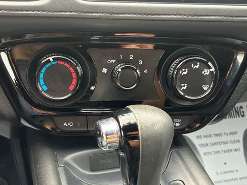 Used 2022 Honda HR-V Sport image 29
