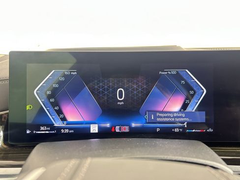 Used 2024 BMW X7 xDrive40i w/ Premium Package image 24