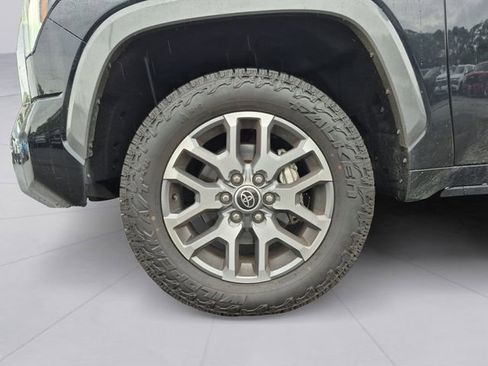 Used 2022 Toyota Tundra 1794 Edition w/ Advanced Package AWD/4WD image 9