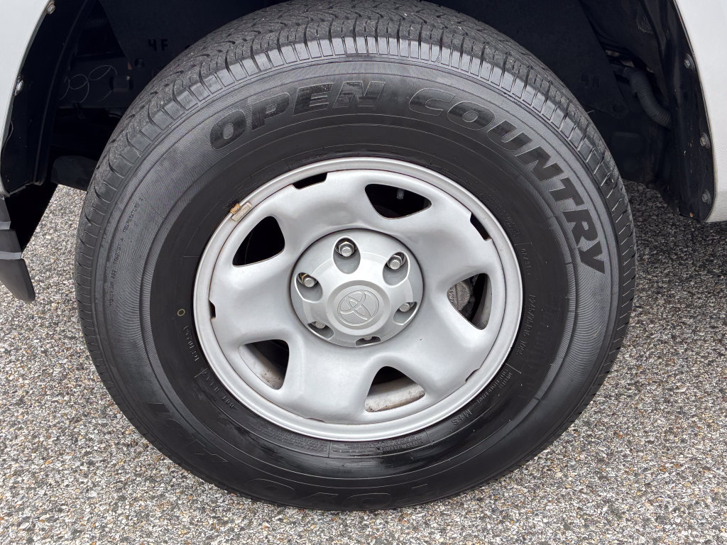 Used 2022 Toyota Tacoma SR w/ SR Convenience Package RWD image 14